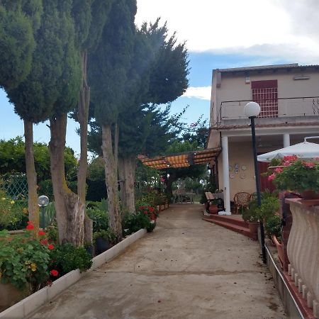 Il Gazebo Bed & Breakfast Сколити Екстериор снимка