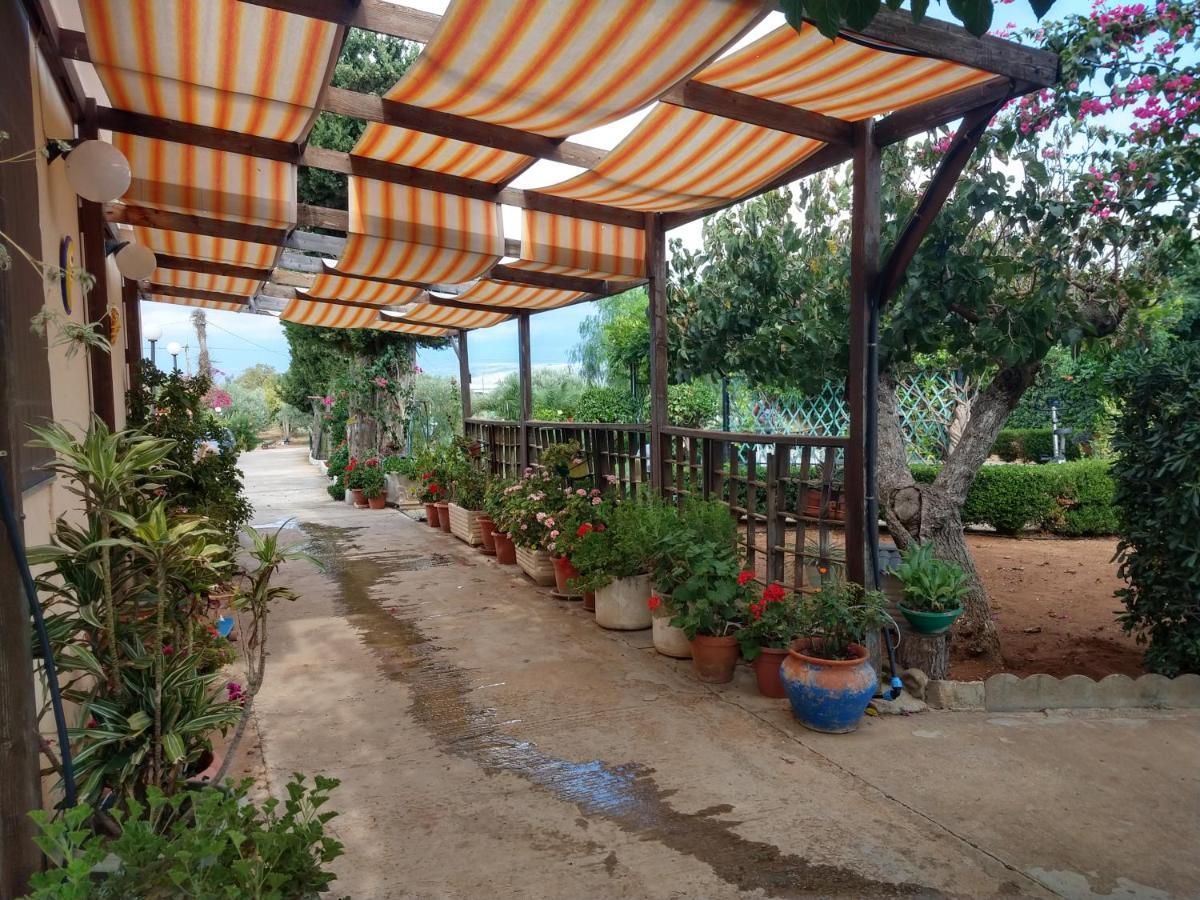 Il Gazebo Bed & Breakfast Сколити Екстериор снимка