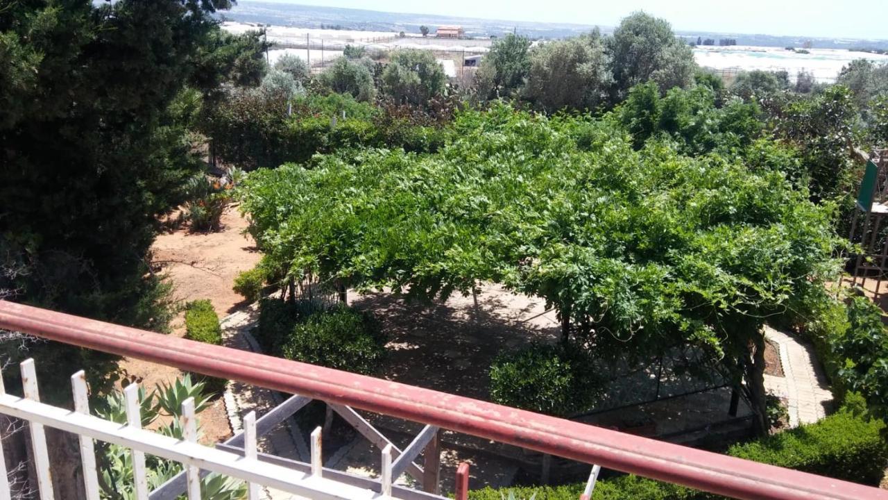 Il Gazebo Bed & Breakfast Сколити Екстериор снимка